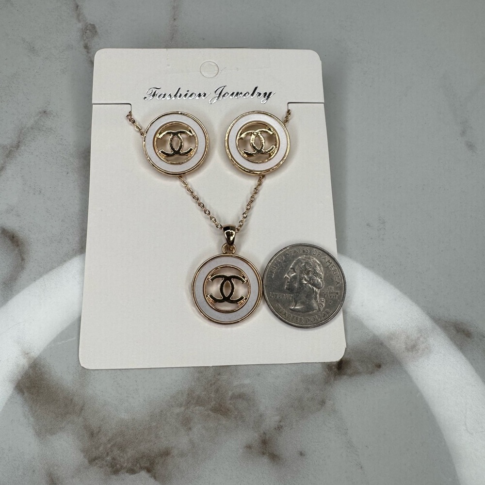 Earring & Necklace Set - Picture 9 of 9